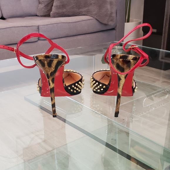 EUC-Christian Louboutin gold spike leopard patent leather open back, strap pumps - Picture 3 of 9